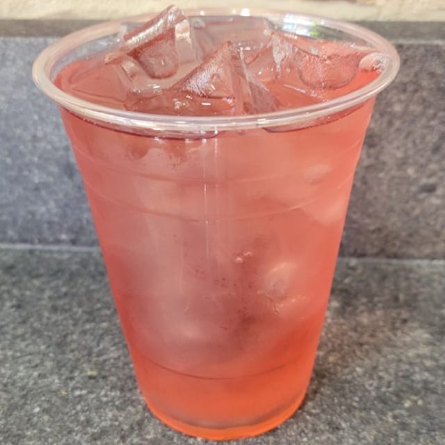 Fresh Pomegranate Raspberry Iced Tea.