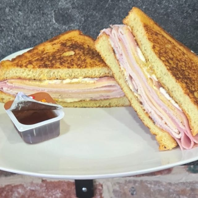 Monte Cristo Sandwich.